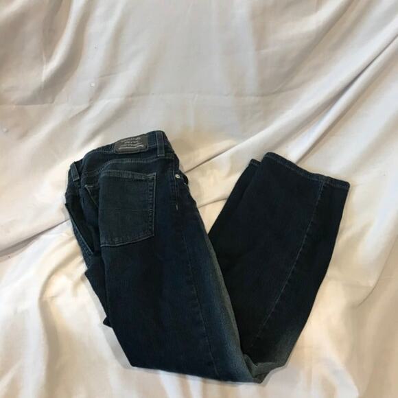 Levi's Signature Straight Leg Jeans Womans 16R - Picture 1 of 6